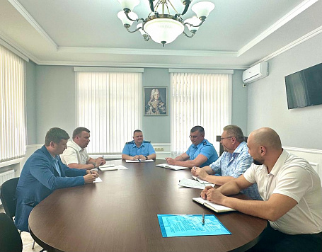 Прокуратурой Каневского района проведено межведомственное совещание по вопросам готовности к отопительному сезону